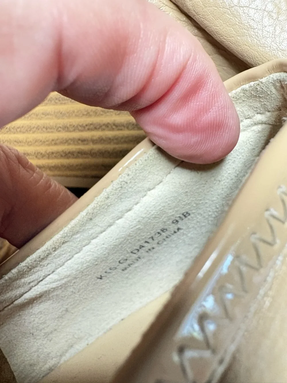 Cole Haan Elsie Nude/Tan Cap Toe Leather Wedge Slip On Wedge Heels Size 9.5